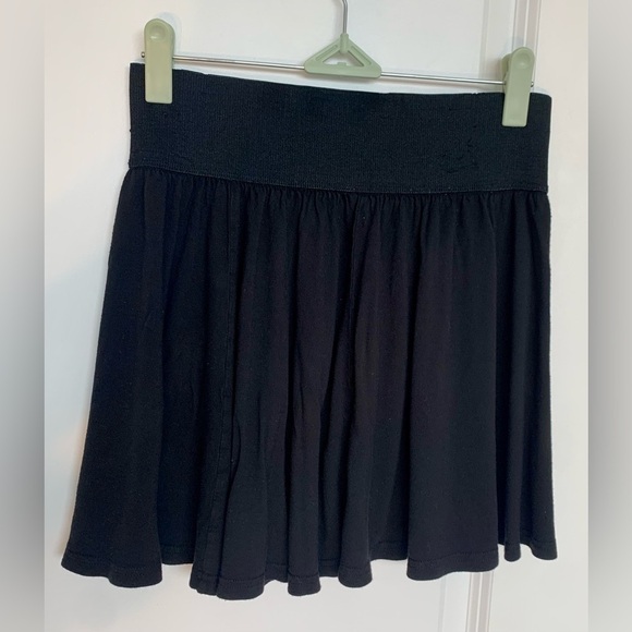 H&M Dresses & Skirts - Pleated Skater Skirt with Elastic Waistband